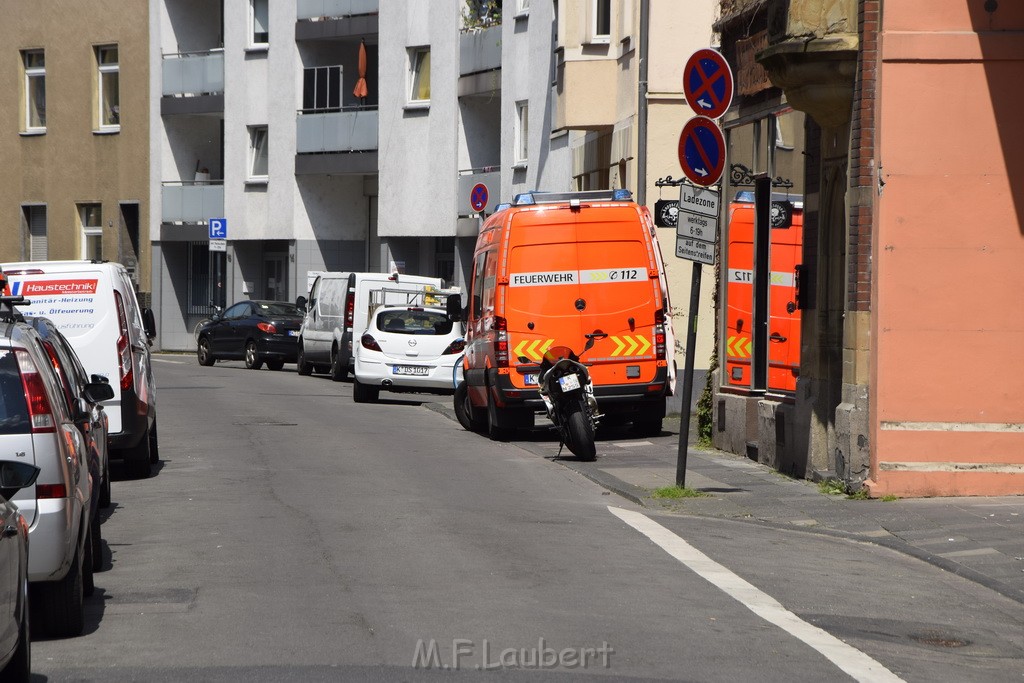 Feuer Koeln Deutz Deutzer Freiheit P17.JPG - Miklos Laubert